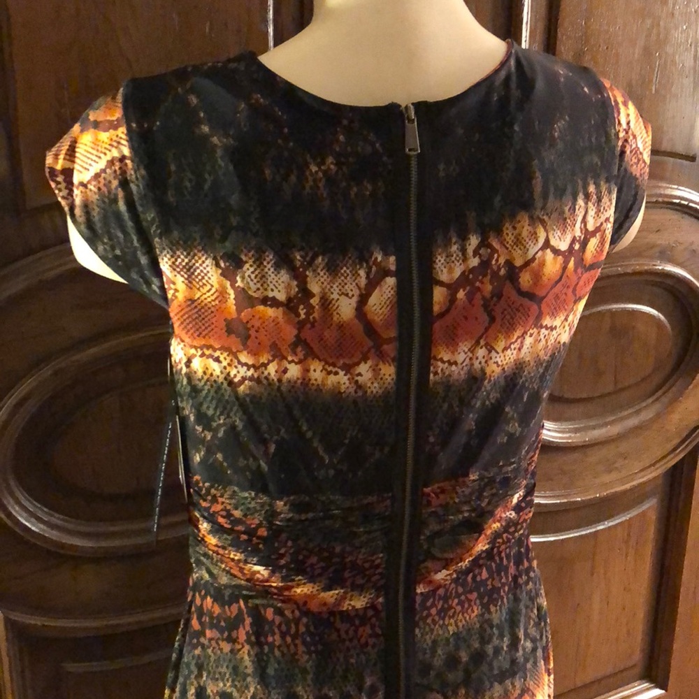 Snake Pattern Dress - Picture 4 of 5